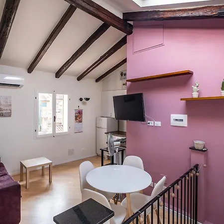 La Mansarda Del Pratello By Wonderful Italy Appartement